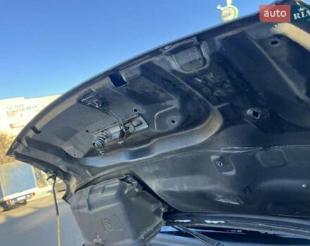 Чорний Опель Віваро, об'ємом двигуна 2 л та пробігом 300 тис. км за 10300 $, фото 18 на Automoto.ua