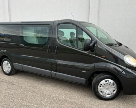 Черный Опель Виваро, объемом двигателя 1.9 л и пробегом 230 тыс. км за 3300 $, фото 6 на Automoto.ua