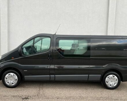 Черный Опель Виваро, объемом двигателя 1.9 л и пробегом 230 тыс. км за 3300 $, фото 5 на Automoto.ua