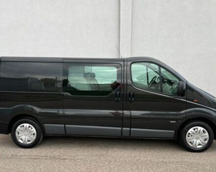 Черный Опель Виваро, объемом двигателя 1.9 л и пробегом 230 тыс. км за 3300 $, фото 4 на Automoto.ua