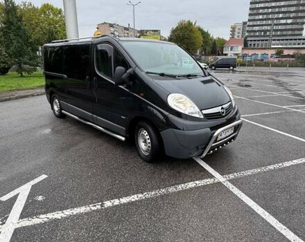 Чорний Опель Віваро, об'ємом двигуна 2 л та пробігом 195 тис. км за 12900 $, фото 7 на Automoto.ua