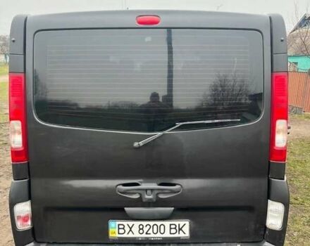 Чорний Опель Віваро, об'ємом двигуна 2.5 л та пробігом 289 тис. км за 10500 $, фото 9 на Automoto.ua