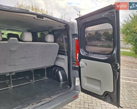 Черный Опель Виваро, объемом двигателя 2 л и пробегом 199 тыс. км за 13999 $, фото 24 на Automoto.ua