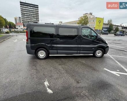 Черный Опель Виваро, объемом двигателя 2 л и пробегом 195 тыс. км за 13500 $, фото 6 на Automoto.ua