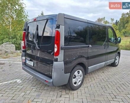 Черный Опель Виваро, объемом двигателя 2 л и пробегом 199 тыс. км за 14200 $, фото 6 на Automoto.ua