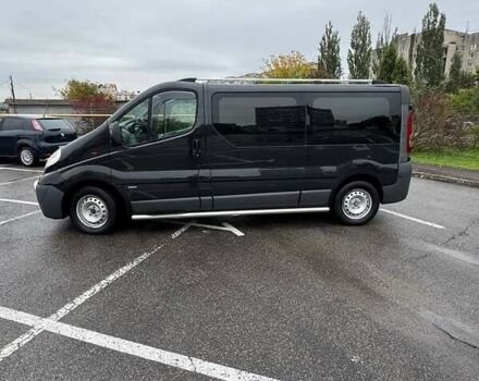 Чорний Опель Віваро, об'ємом двигуна 2 л та пробігом 195 тис. км за 12900 $, фото 2 на Automoto.ua
