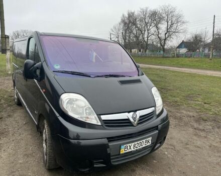 Чорний Опель Віваро, об'ємом двигуна 2.5 л та пробігом 289 тис. км за 10500 $, фото 1 на Automoto.ua