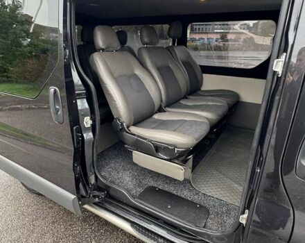 Чорний Опель Віваро, об'ємом двигуна 2 л та пробігом 195 тис. км за 12900 $, фото 11 на Automoto.ua