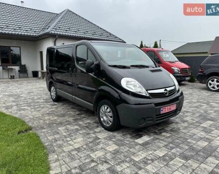 Черный Опель Виваро, объемом двигателя 2 л и пробегом 273 тыс. км за 12400 $, фото 4 на Automoto.ua