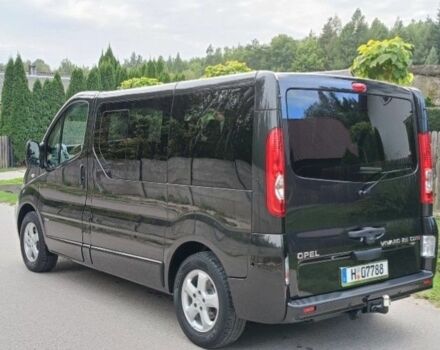 Черный Опель Виваро, объемом двигателя 2.5 л и пробегом 161 тыс. км за 7800 $, фото 3 на Automoto.ua