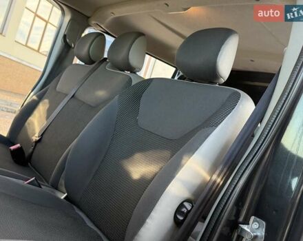 Черный Опель Виваро, объемом двигателя 2 л и пробегом 198 тыс. км за 13950 $, фото 62 на Automoto.ua