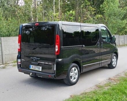 Черный Опель Виваро, объемом двигателя 2.5 л и пробегом 161 тыс. км за 7800 $, фото 5 на Automoto.ua