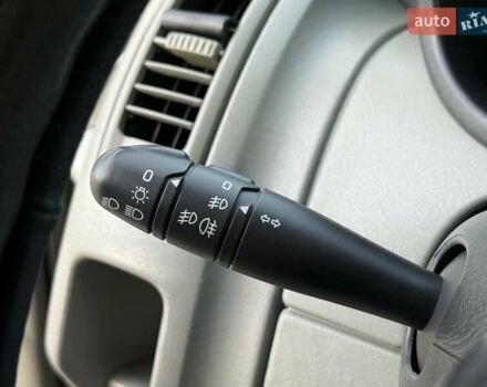 Черный Опель Виваро, объемом двигателя 2 л и пробегом 198 тыс. км за 13950 $, фото 65 на Automoto.ua