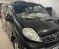 Чорний Опель Віваро, об'ємом двигуна 2 л та пробігом 180 тис. км за 1700 $, фото 1 на Automoto.ua