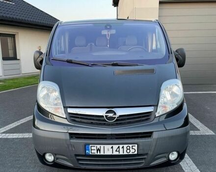Чорний Опель Віваро, об'ємом двигуна 2 л та пробігом 165 тис. км за 7800 $, фото 6 на Automoto.ua