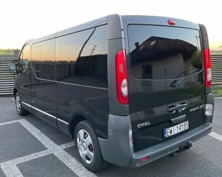 Чорний Опель Віваро, об'ємом двигуна 2 л та пробігом 165 тис. км за 7800 $, фото 2 на Automoto.ua