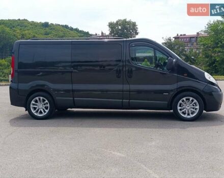 Черный Опель Виваро, объемом двигателя 2.5 л и пробегом 392 тыс. км за 13400 $, фото 6 на Automoto.ua