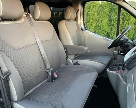 Чорний Опель Віваро, об'ємом двигуна 2 л та пробігом 165 тис. км за 7800 $, фото 15 на Automoto.ua