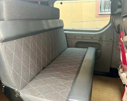 Чорний Опель Віваро, об'ємом двигуна 2.46 л та пробігом 286 тис. км за 12999 $, фото 10 на Automoto.ua