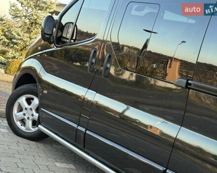 Черный Опель Виваро, объемом двигателя 2 л и пробегом 198 тыс. км за 13950 $, фото 43 на Automoto.ua