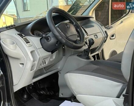 Черный Опель Виваро, объемом двигателя 2 л и пробегом 198 тыс. км за 13950 $, фото 64 на Automoto.ua