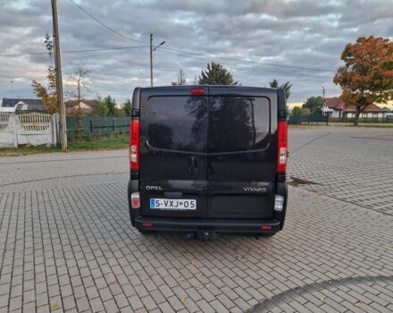Черный Опель Виваро, объемом двигателя 2 л и пробегом 332 тыс. км за 8800 $, фото 3 на Automoto.ua