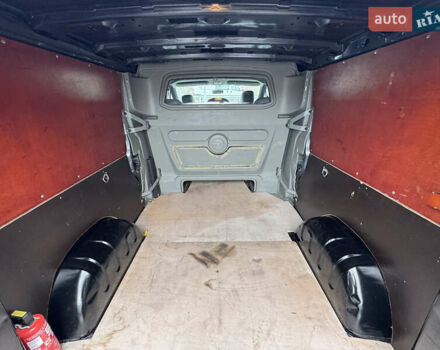 Черный Опель Виваро, объемом двигателя 2 л и пробегом 267 тыс. км за 14900 $, фото 40 на Automoto.ua