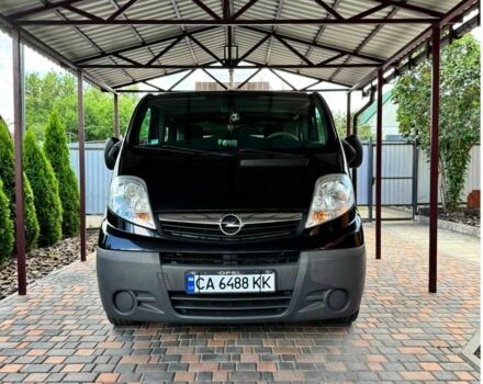Черный Опель Виваро, объемом двигателя 2 л и пробегом 218 тыс. км за 13700 $, фото 1 на Automoto.ua