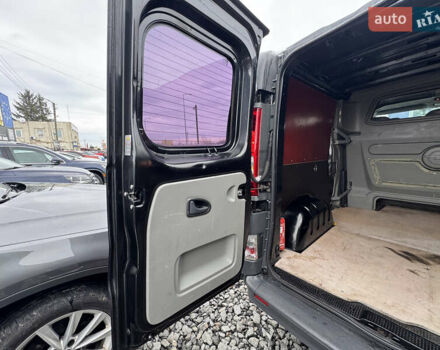 Черный Опель Виваро, объемом двигателя 2 л и пробегом 267 тыс. км за 14900 $, фото 41 на Automoto.ua