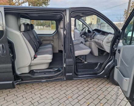 Черный Опель Виваро, объемом двигателя 2 л и пробегом 332 тыс. км за 8800 $, фото 11 на Automoto.ua