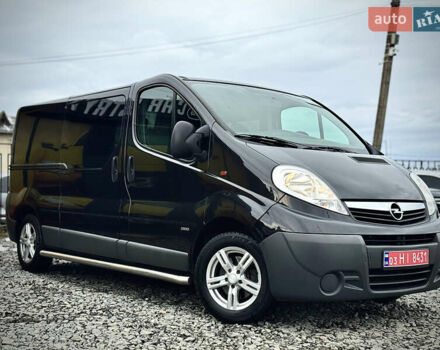Черный Опель Виваро, объемом двигателя 2 л и пробегом 267 тыс. км за 14900 $, фото 7 на Automoto.ua