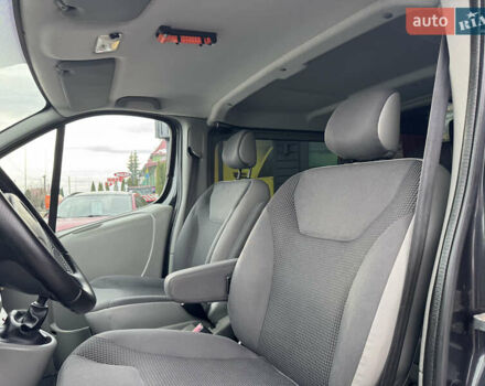 Черный Опель Виваро, объемом двигателя 2 л и пробегом 267 тыс. км за 14900 $, фото 46 на Automoto.ua