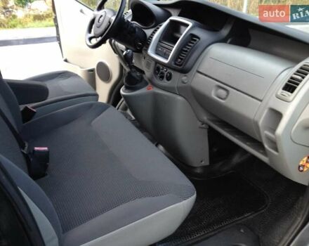 Черный Опель Виваро, объемом двигателя 2 л и пробегом 250 тыс. км за 14200 $, фото 14 на Automoto.ua