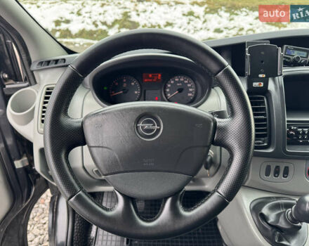 Черный Опель Виваро, объемом двигателя 2 л и пробегом 267 тыс. км за 14900 $, фото 51 на Automoto.ua