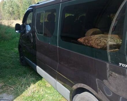 Черный Опель Виваро, объемом двигателя 2 л и пробегом 240 тыс. км за 15200 $, фото 6 на Automoto.ua