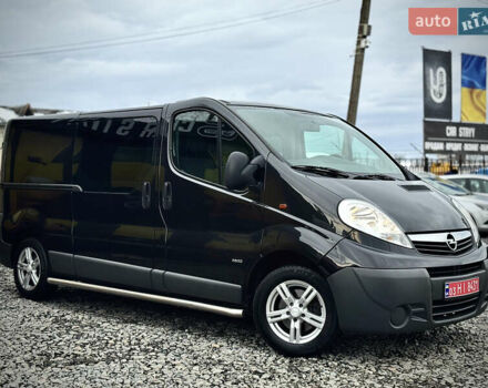 Черный Опель Виваро, объемом двигателя 2 л и пробегом 267 тыс. км за 14900 $, фото 6 на Automoto.ua