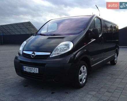 Черный Опель Виваро, объемом двигателя 2 л и пробегом 250 тыс. км за 14200 $, фото 1 на Automoto.ua