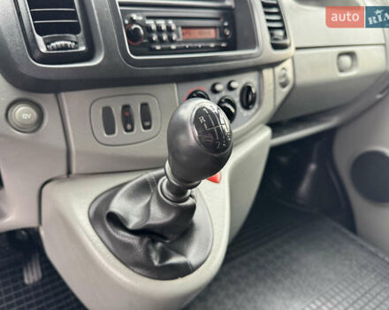 Черный Опель Виваро, объемом двигателя 2 л и пробегом 267 тыс. км за 14900 $, фото 54 на Automoto.ua