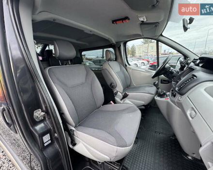 Черный Опель Виваро, объемом двигателя 2 л и пробегом 267 тыс. км за 14900 $, фото 27 на Automoto.ua