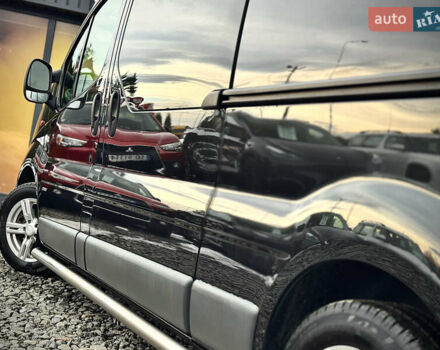 Черный Опель Виваро, объемом двигателя 2 л и пробегом 267 тыс. км за 14900 $, фото 22 на Automoto.ua