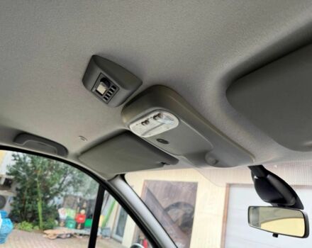 Чорний Опель Віваро, об'ємом двигуна 2 л та пробігом 166 тис. км за 8200 $, фото 21 на Automoto.ua