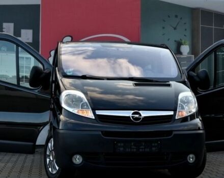 Черный Опель Виваро, объемом двигателя 2 л и пробегом 215 тыс. км за 8500 $, фото 23 на Automoto.ua