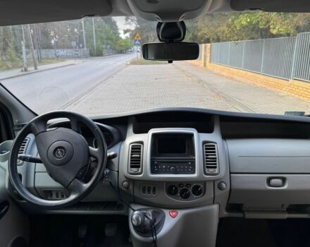 Чорний Опель Віваро, об'ємом двигуна 2 л та пробігом 166 тис. км за 8200 $, фото 10 на Automoto.ua