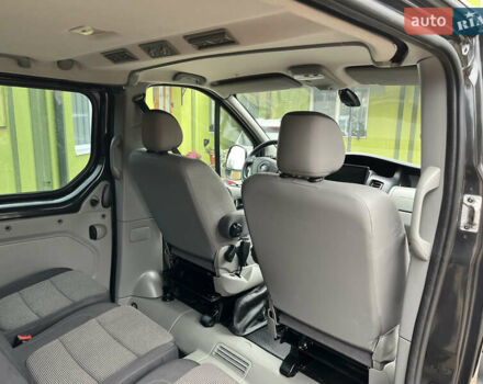 Черный Опель Виваро, объемом двигателя 2 л и пробегом 316 тыс. км за 14950 $, фото 13 на Automoto.ua