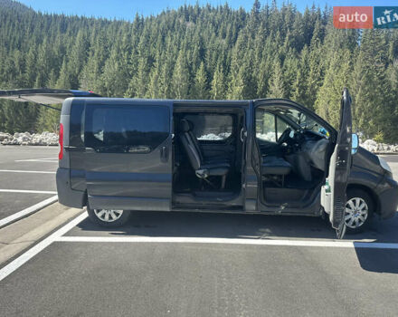 Черный Опель Виваро, объемом двигателя 2 л и пробегом 348 тыс. км за 13500 $, фото 36 на Automoto.ua