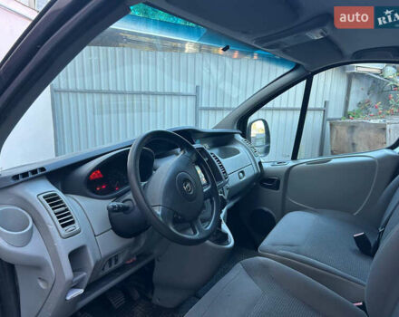 Опель Виваро 2013 в Василькове на Automoto.ua Черный Опель Виваро, объемом двигателя 2 л и пробегом 230 тыс. км за 8000 $, фото 8 на Automoto.ua