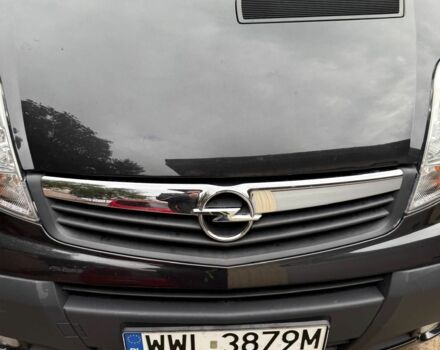 Чорний Опель Віваро, об'ємом двигуна 2 л та пробігом 166 тис. км за 8200 $, фото 2 на Automoto.ua