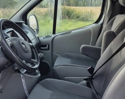 Черный Опель Виваро, объемом двигателя 2 л и пробегом 186 тыс. км за 8800 $, фото 11 на Automoto.ua