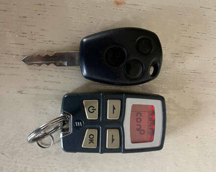 Черный Опель Виваро, объемом двигателя 2 л и пробегом 223 тыс. км за 16500 $, фото 25 на Automoto.ua