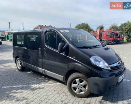 Черный Опель Виваро, объемом двигателя 2 л и пробегом 279 тыс. км за 13000 $, фото 2 на Automoto.ua
